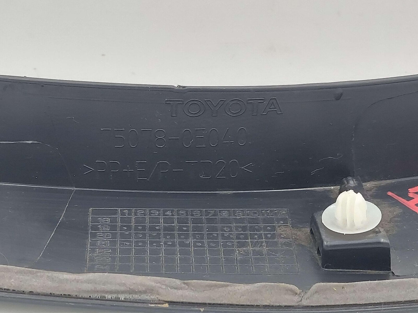 2020 Toyota Highlander Rear LH Left Door Moulding Black Textured 75078-0E040