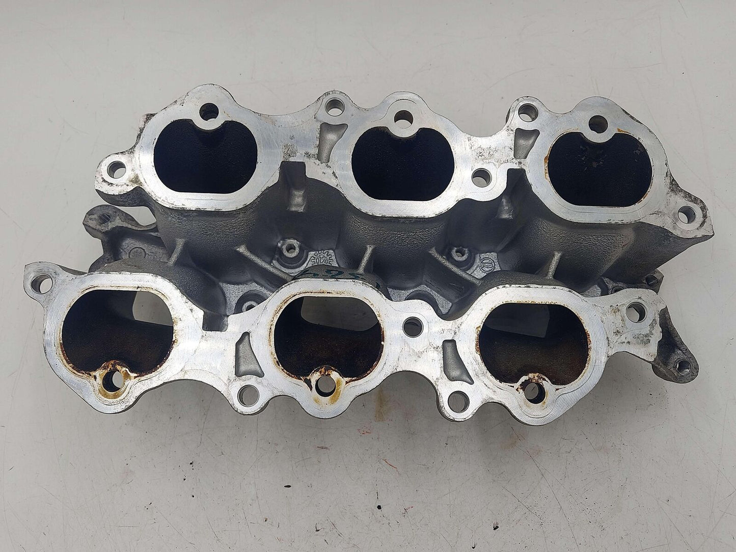 11-16 TOYOTA SIENNA 3.5L LOWER INTAKE MANIFOLD 2GRFE 71110P040 1711131220