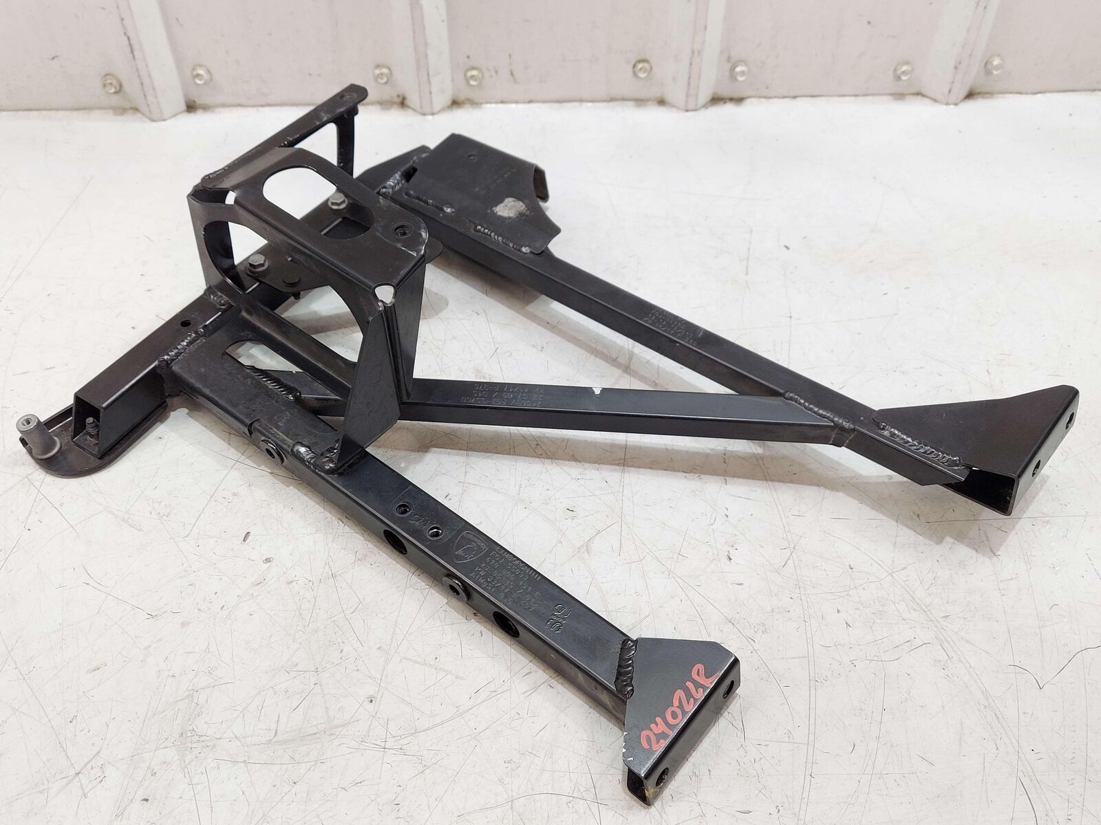 2018 LAMBORGHINI AVENTADOR S LP740-4 FRONT LEFT FRAME SUPPORT BRACKET 470806191E