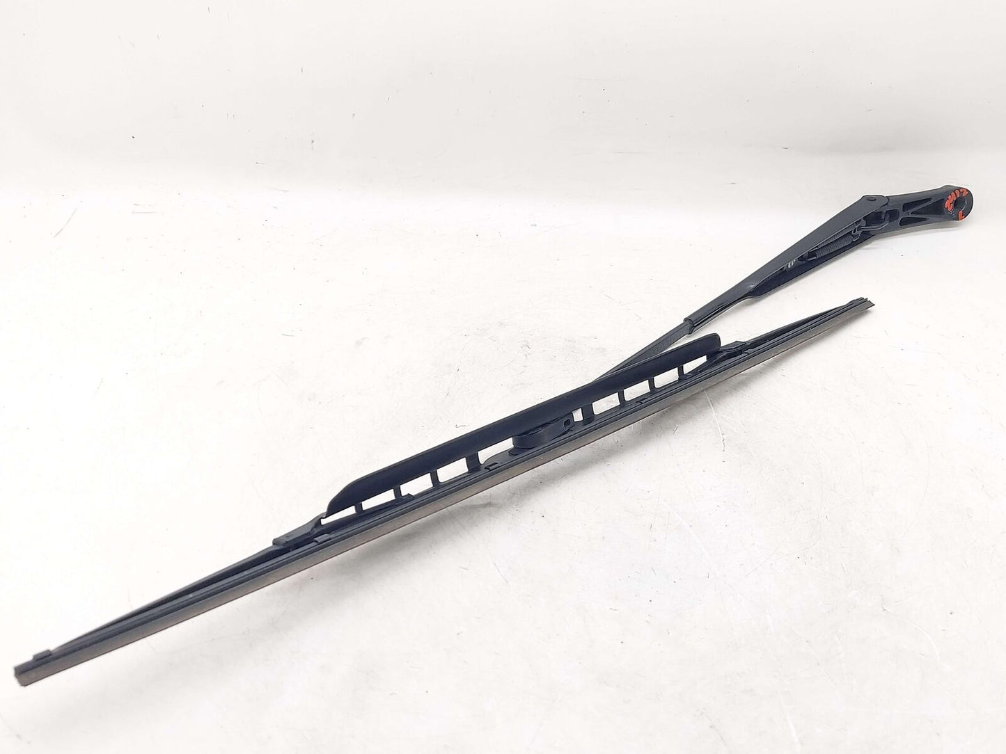 2001 PORSCHE 911 996 CARRERA CABRIOLET LEFT WIPER ARM 99662802800