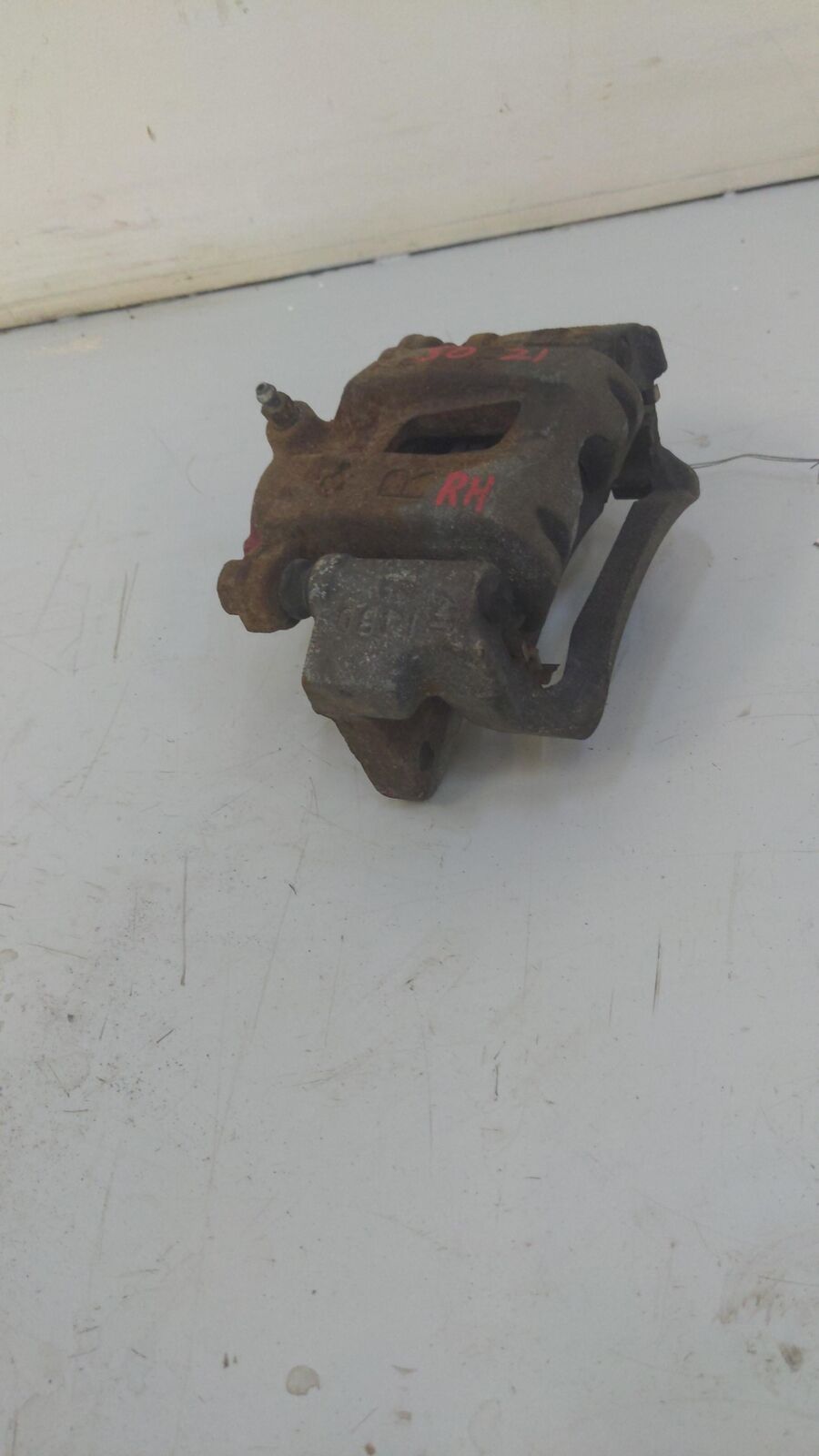 07-14 Toyota Fj Cruiser Rear RH Right Caliper 131K KMS