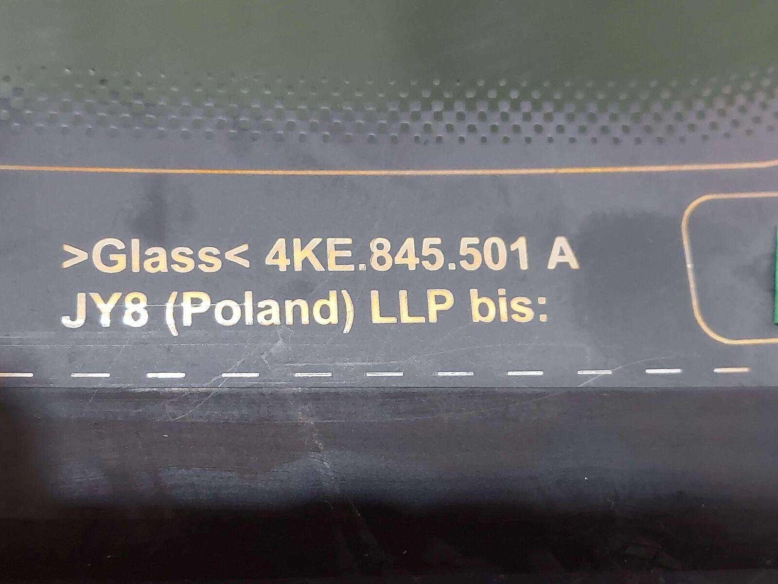 2023 Audi Q8 E-tron Quattro Rear Back Hatch Window Glass 4KE845501A