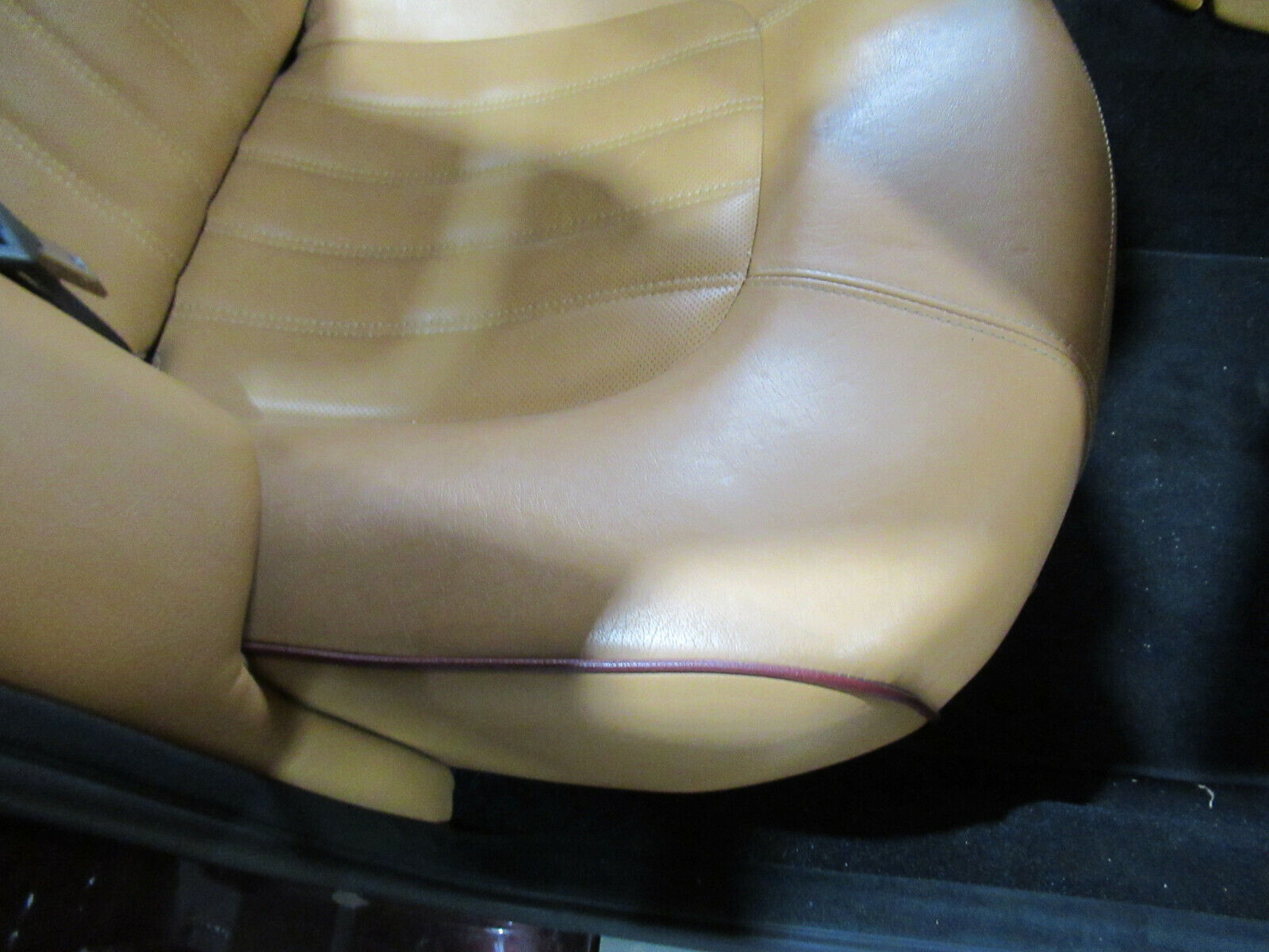 W009 2007 07 MASERATI QUATTROPORTE 4.2 REAR SEAT W/ HEADRESTS