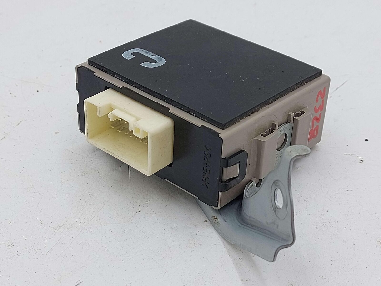 2018 TOYOTA 4RUNNER FLASHER CONTROL MODULE 81980-60160