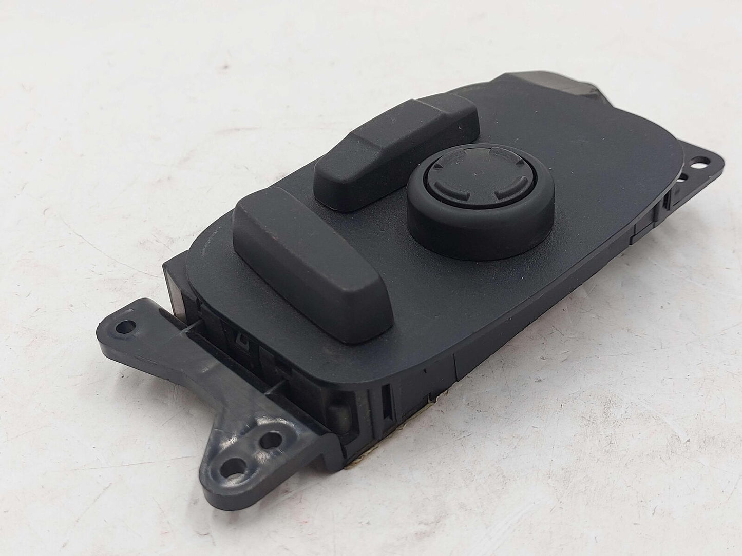 18 19 20 JAGUAR F-PACE Gx73-14b566-gb FRONT LEFT SEAT CONTROL SWITCH