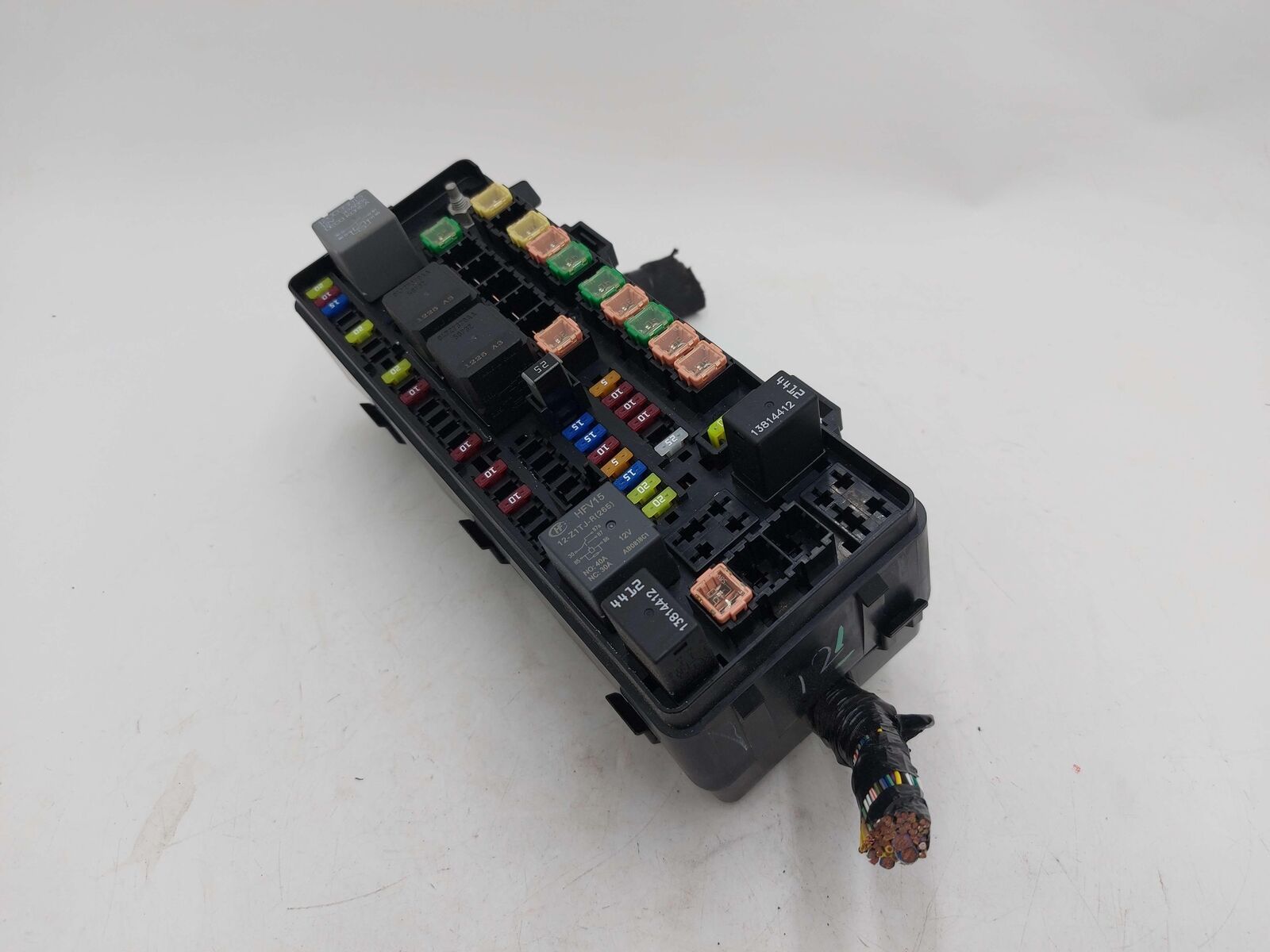 21-23 DODGE CHALLENGER SRT HELLCAT 6.2L RWD ENGINE MOTOR FUSE BOX P68542029AA