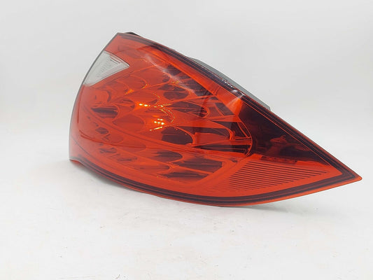 11-14 PORSCHE CAYENNE HYBRID S RIGHT TAIL LIGHT LAMP OUTER QUARTER MOUNTED