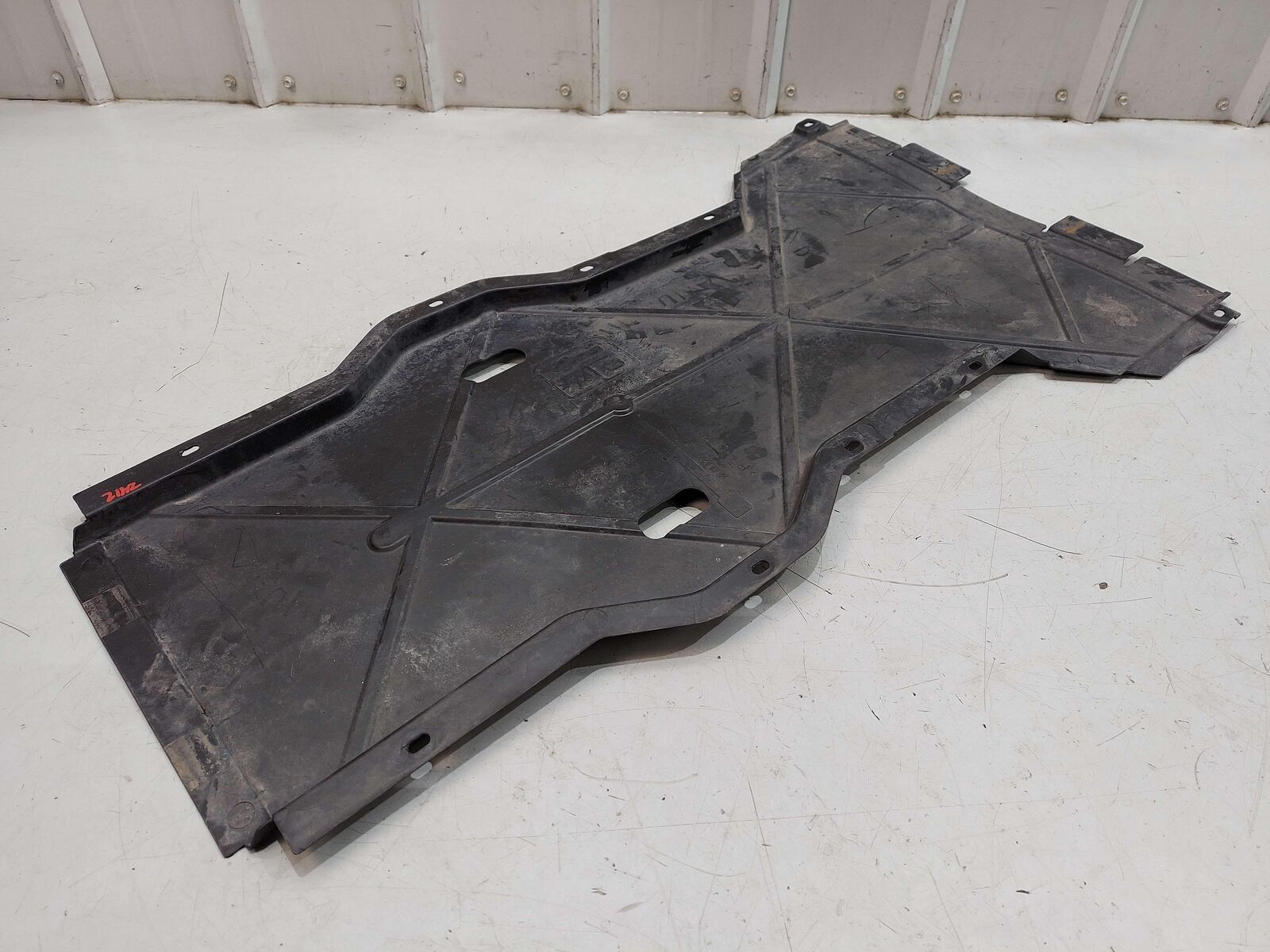 2001 PORSCHE 911 996 CARRERA UNDER BODY SPLASH GUARD SKID PLATE LOWER CENTER