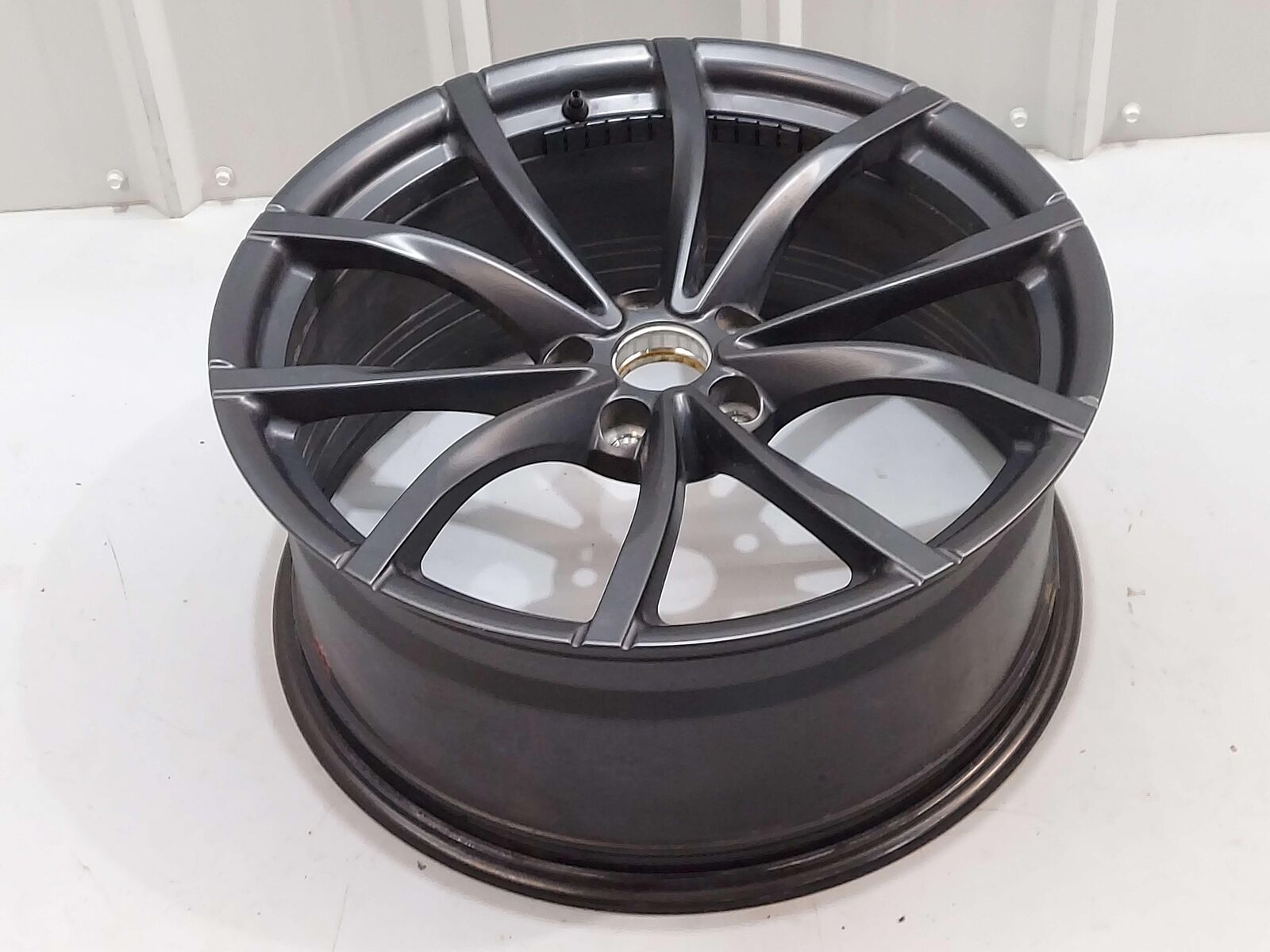 2023 Mclaren Artura Wheel 19X8.5 Tpms 10 Spoke 16BA640CP 3K KMS *NOTES*