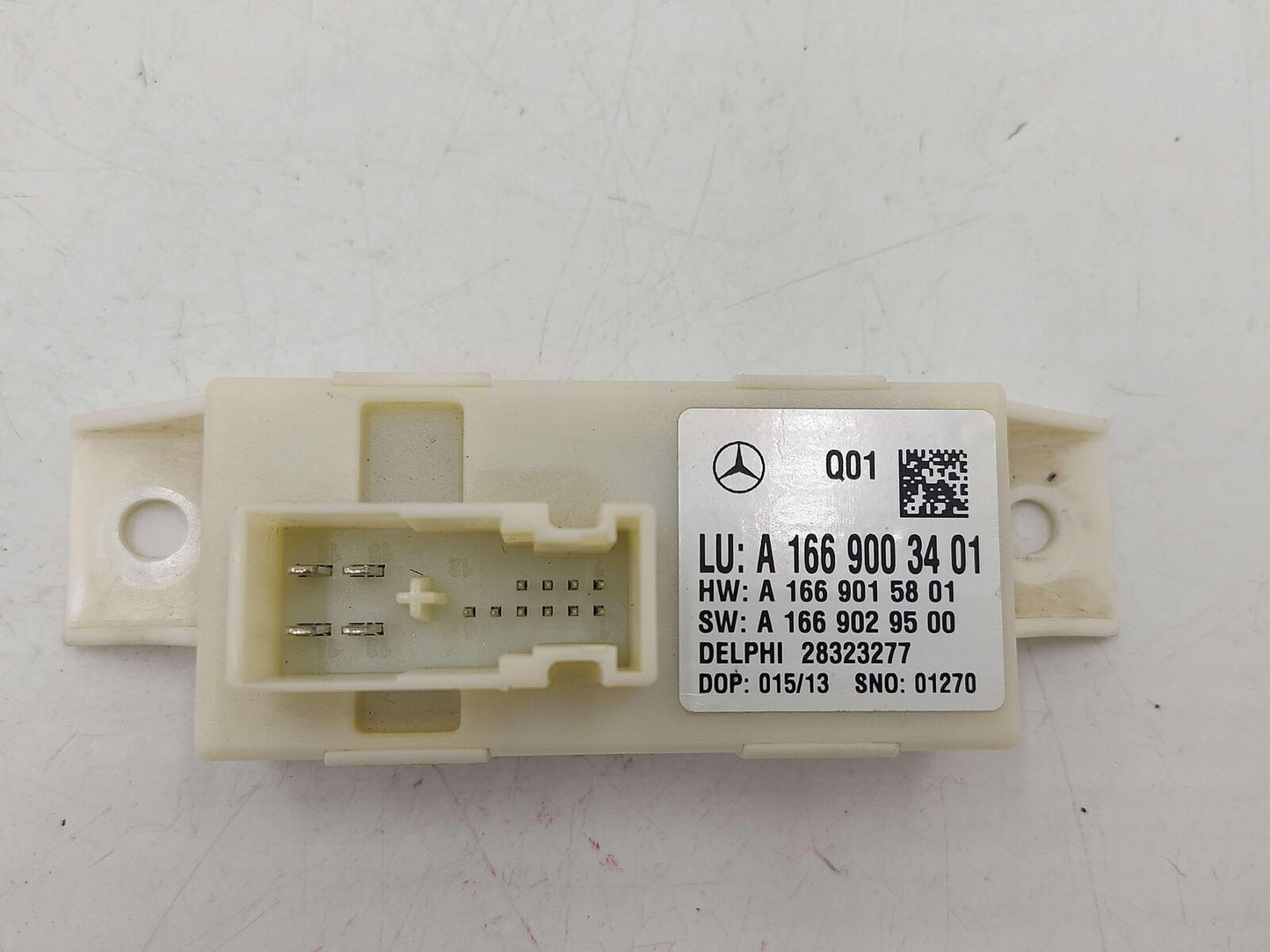 13-15 Mercedes C63 Headlight Lamp Range Control Module A1669003401