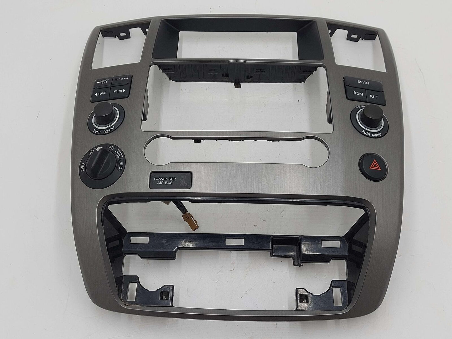 2013 NISSAN ARMADA RADIO CONTROLS SCREEN VENT BEZEL