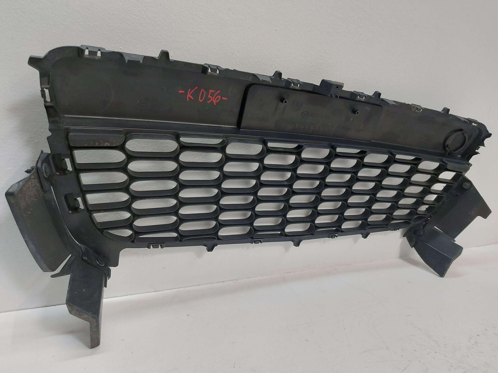 07-09 MAZDA CX7 GRILL GRILLE EG21-501T1 *SCRATCHES GOUGE*