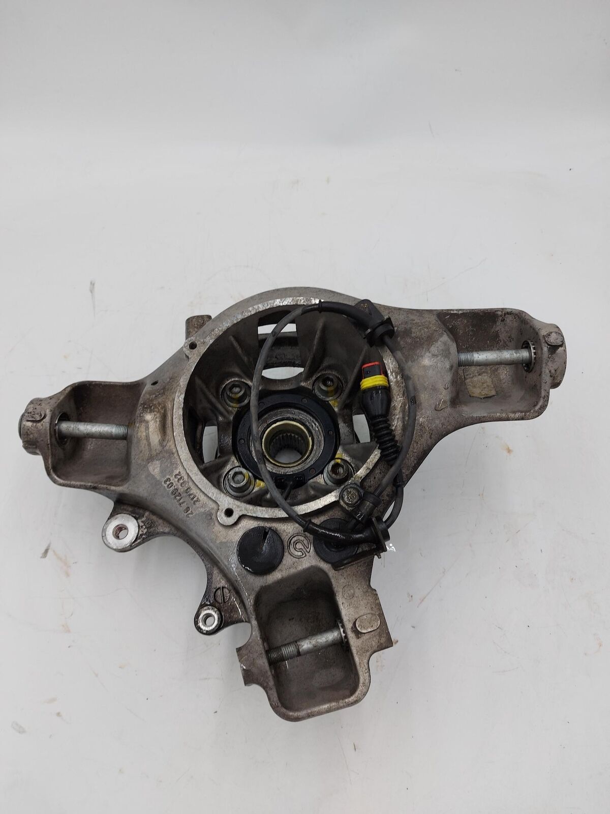 2000 Ferrari 360 Modena Right Rear Knuckle with hub Passenger RH 2179332