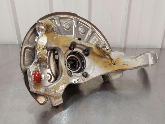 18-20 Mercedes E63s AMG W213 Front RH Right Spindle Knuckle Hub AWD 2133304203