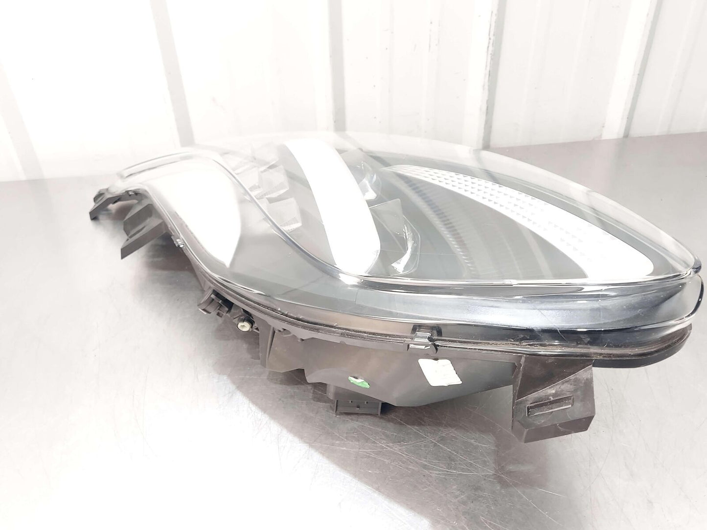 2024 ASTON MARTIN DB12 VOLANTE FRONT LEFT HEADLIGHT HEADLAMP *NOTE