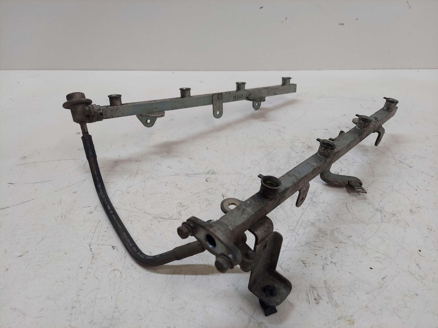 2008 INFINITI FX45 4.5L FUEL INJECTION INJECTOR RAIL