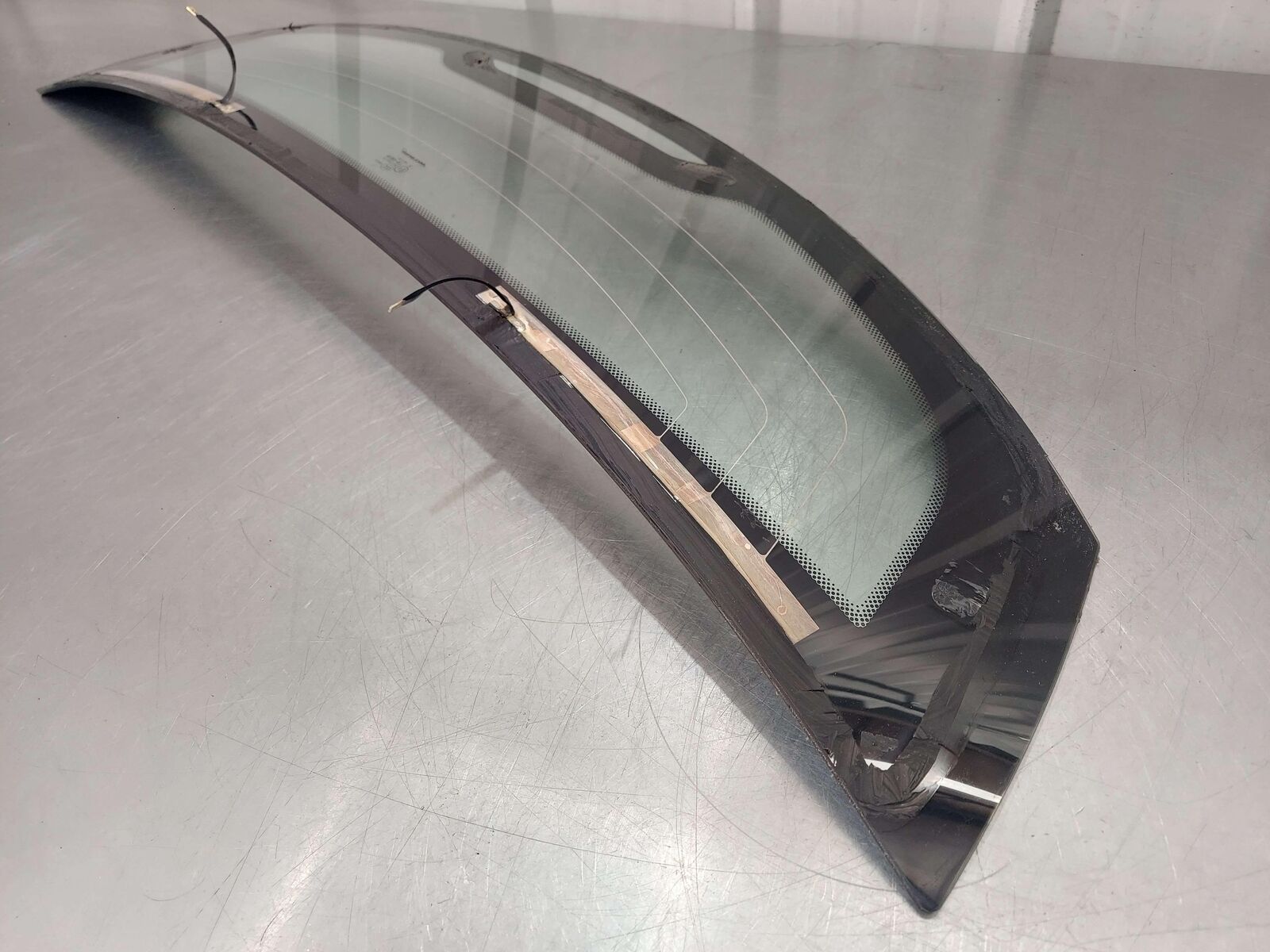 2016 MCLAREN 540C REAR WINDOW GLASS 43R-000338