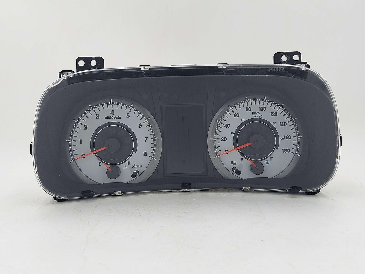 15-16 TOYOTA SIENNA SE INSTURMENT SPEEDOMETER GAUGE CLUSTER 139K KILOMETERS KPH