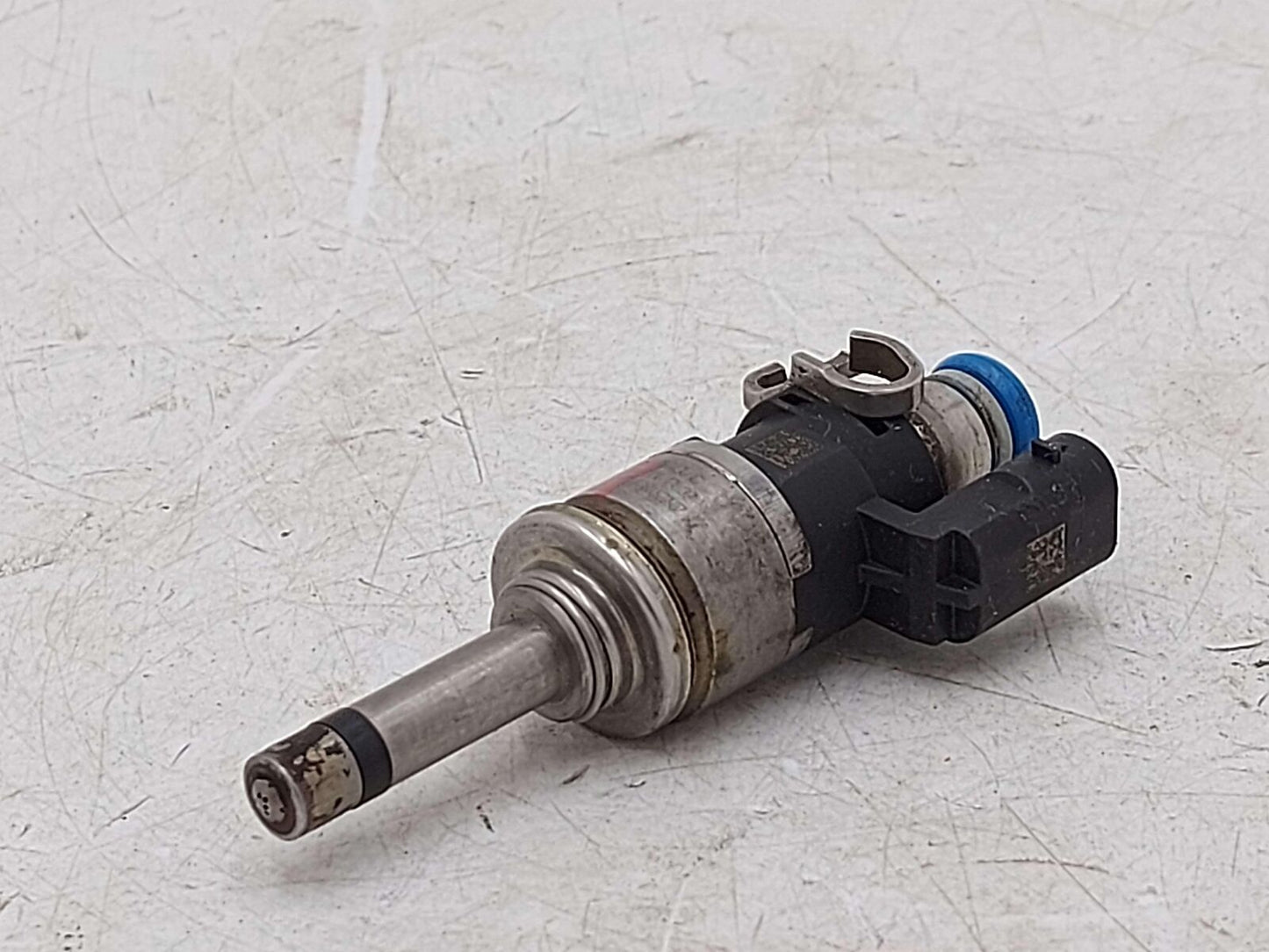 17-18 PORSCHE MACAN 3.0L FUEL INJECTION INJECTOR