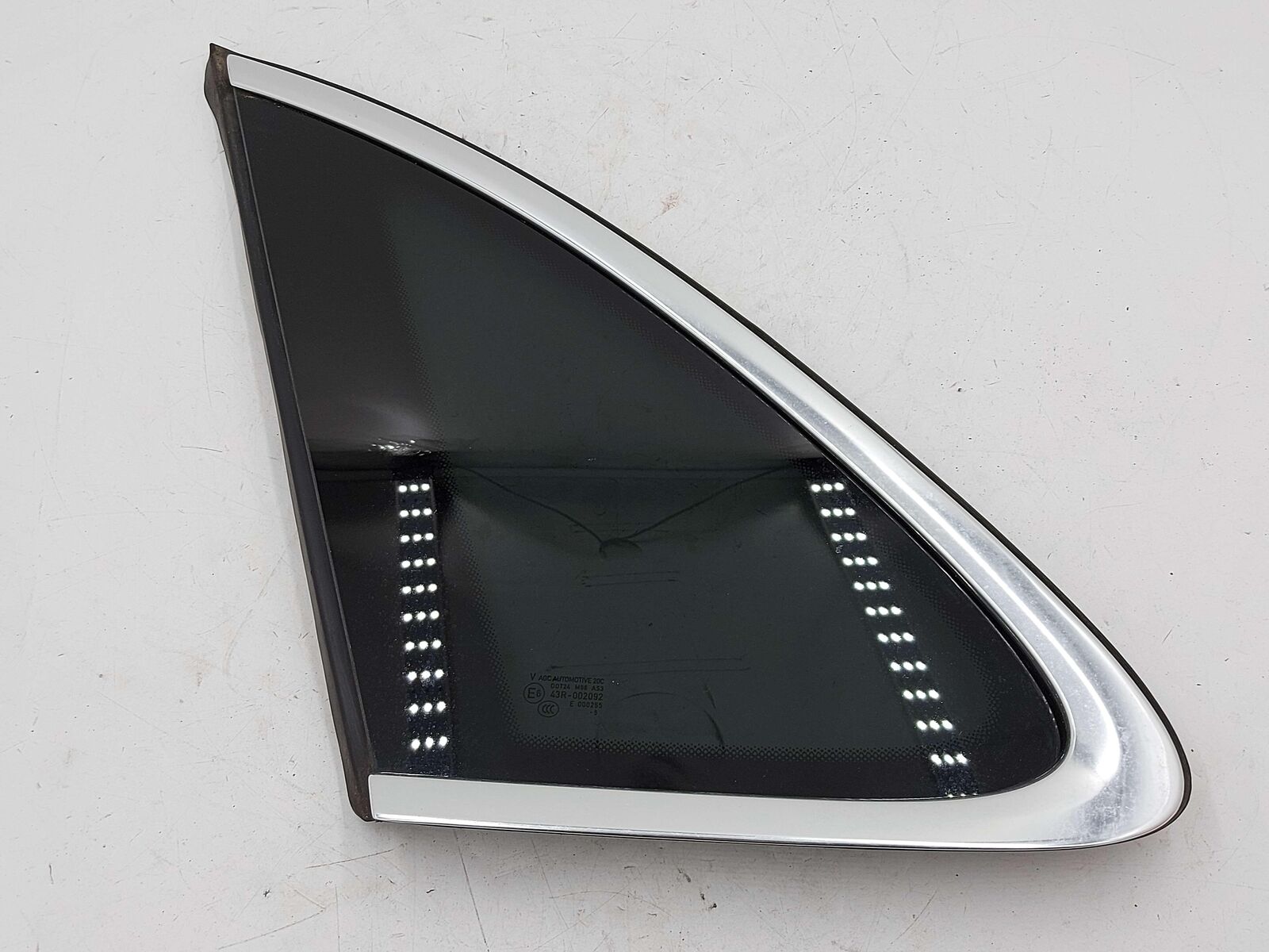 15-18 PORSCHE MACAN S 95B LEFT QUARTER WINDOW GLASS 95B845297XB *NOTE