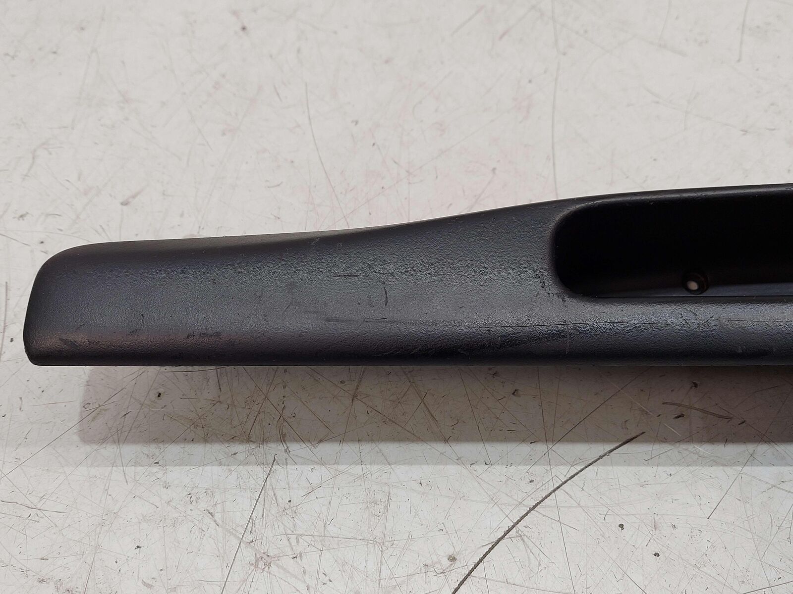 2001 PORSCHE 911 996 CARRERA RIGHT SCUFF SILL PLATE TRIM INNER *NOTE