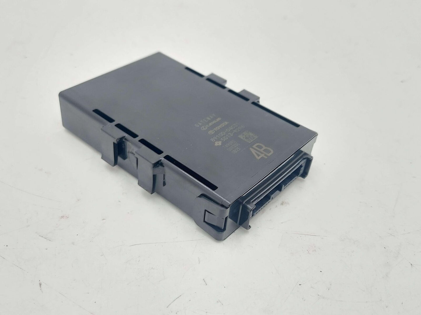 18-23 TOYOTA TACOMA TRD ECM NETWORK GATEWAY CONTROL MODULE 89100-04031 OEM