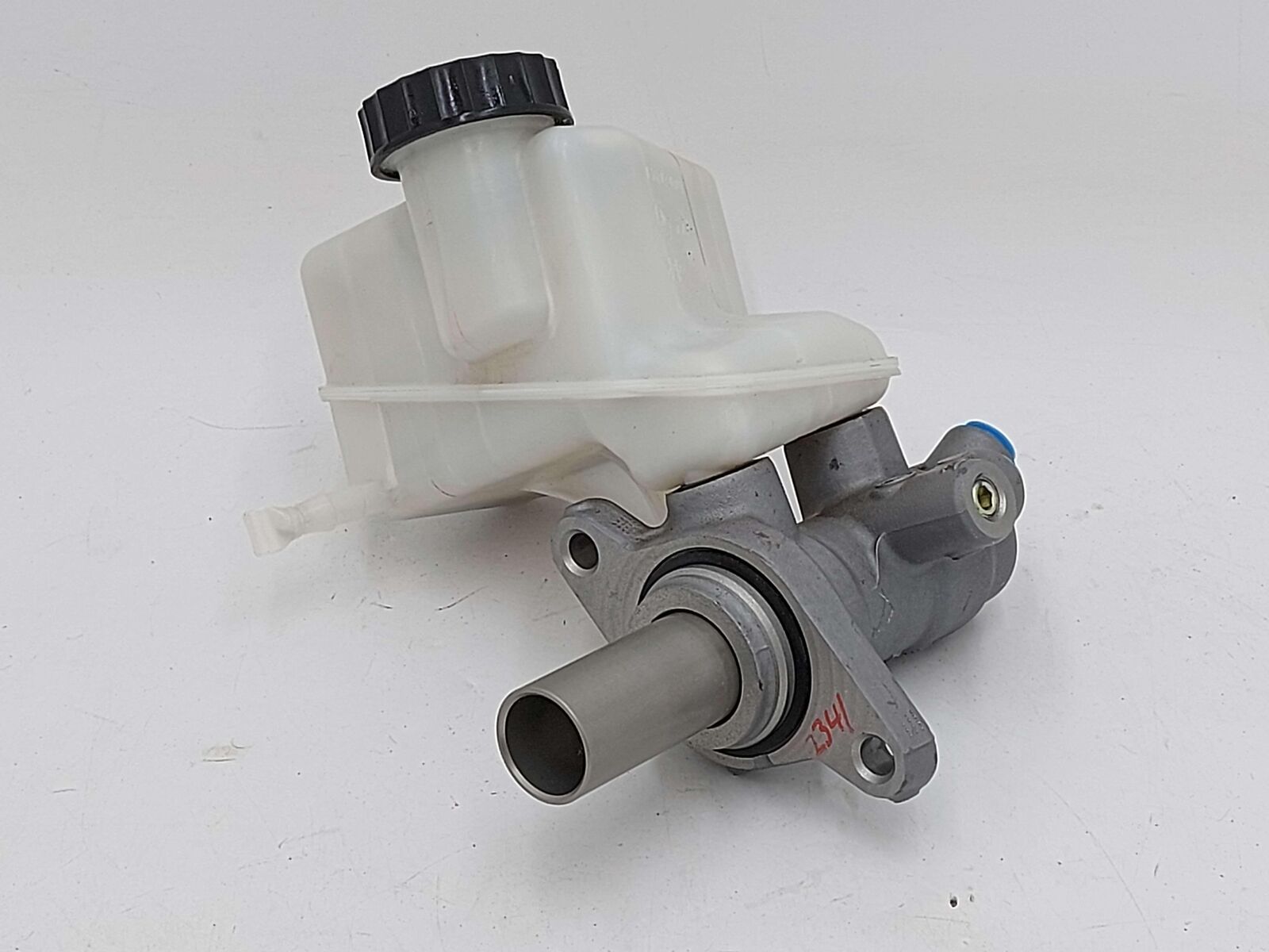 12-14 Mercedes W218 CLS63S AMG BRAKE MASTER CYLINDER 2124300001