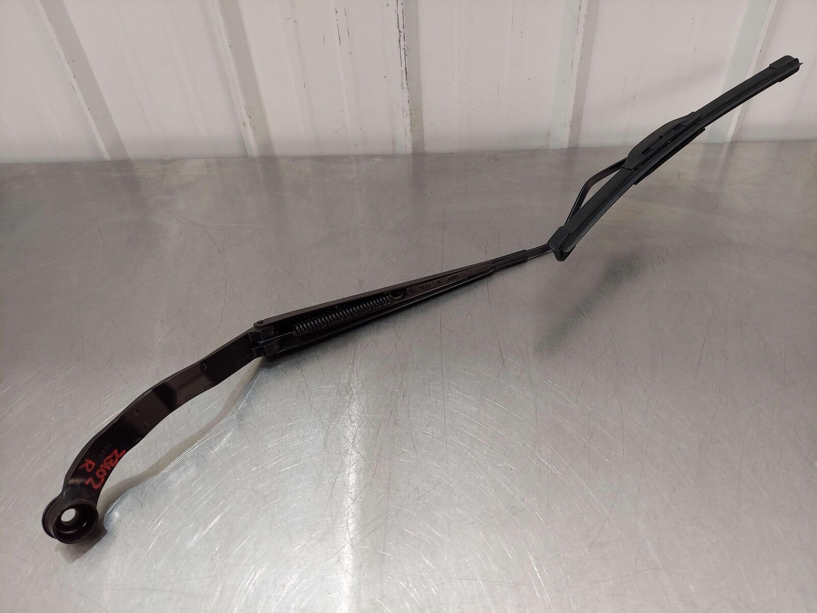 2010 Maserati GranTurismo S M145 Coupe RIGHT WIPER ARM