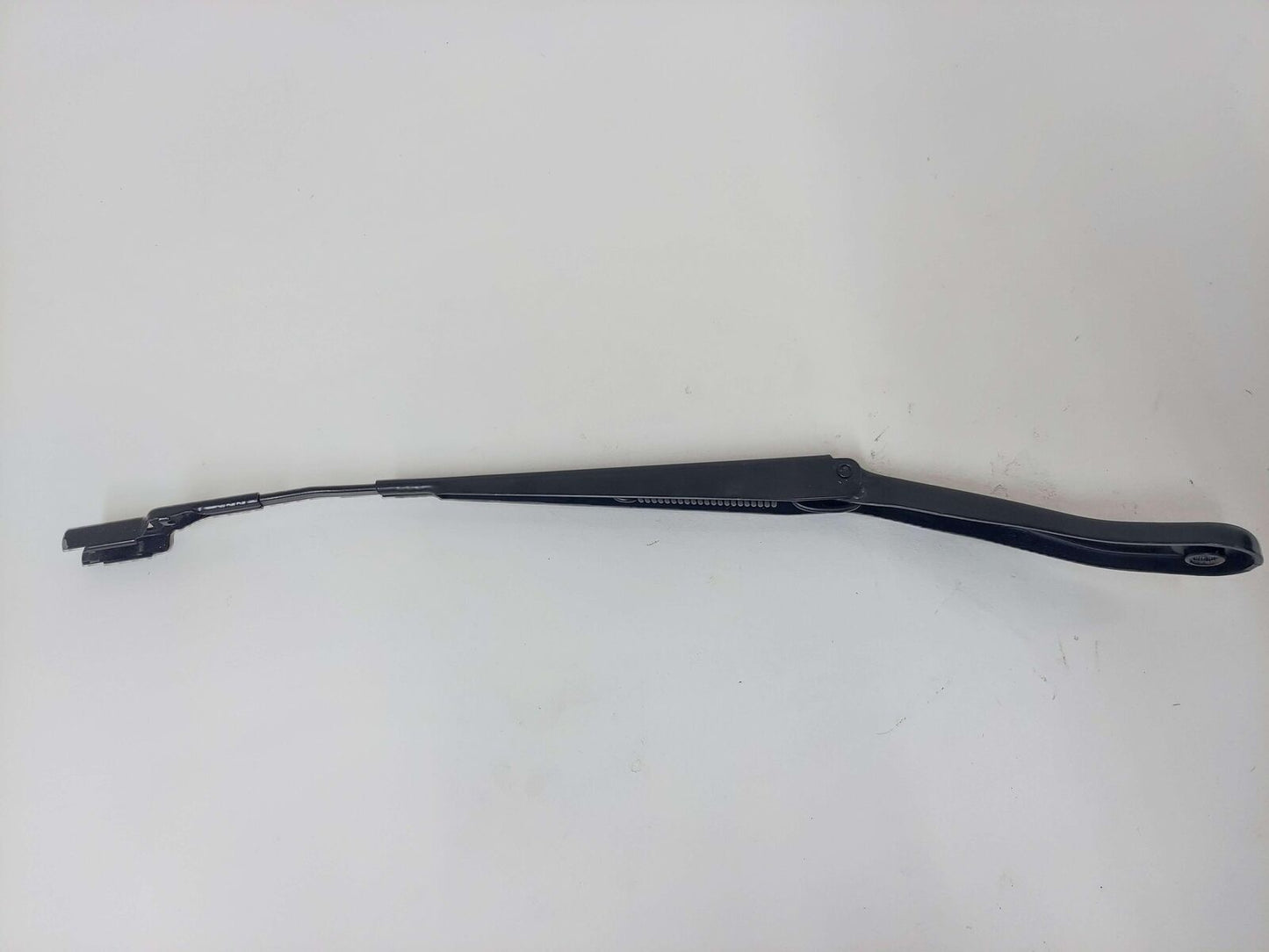 12-19 RANGE ROVER EVOQUE LH LEFT WIPER ARM BJ32-17527-AA