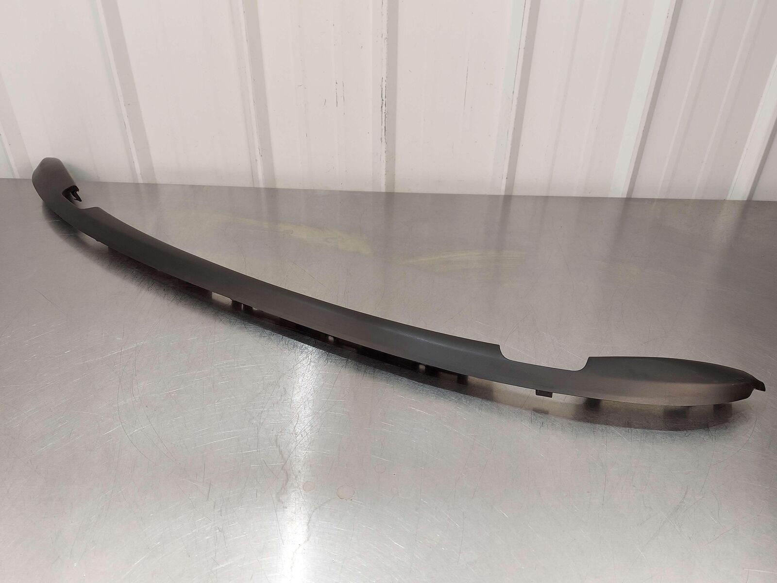 2016 Chevrolet Corvette C7 Front Upper Windshield Trim 22987728