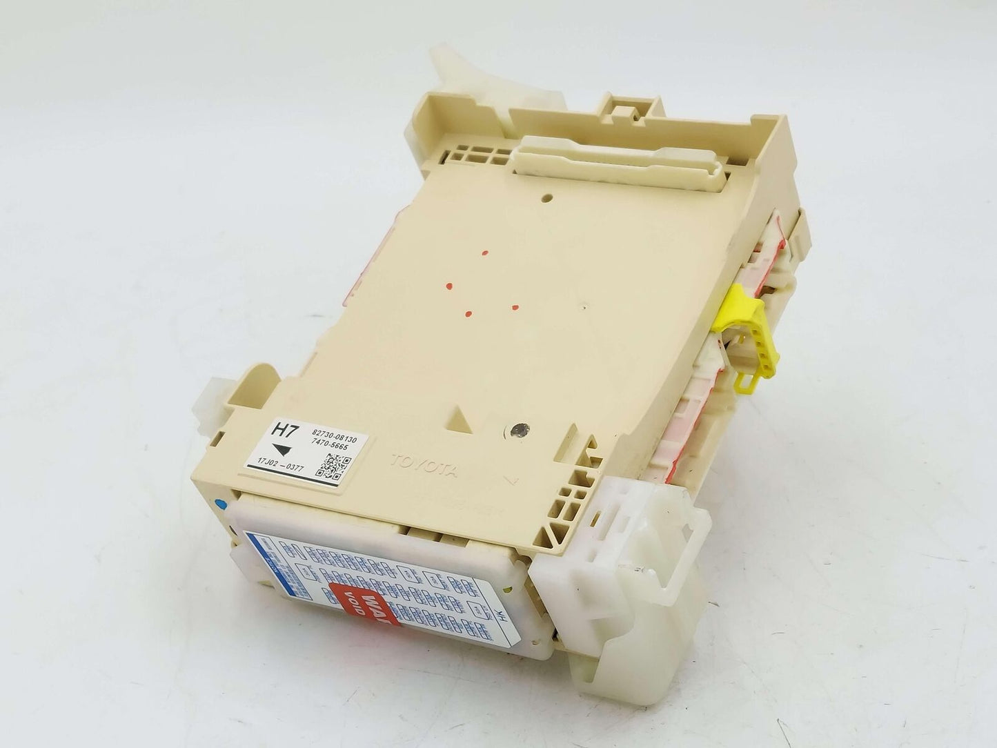 2015 TOYOTA SIENNA FUSE JUNCTION BOX CONTROL MODULE 82730-08130