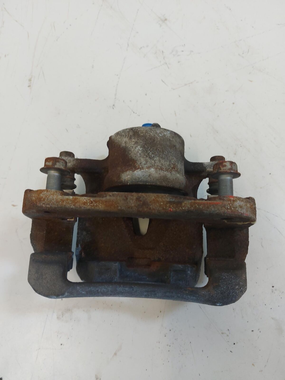 06-18 TOYOTA RAV-4 Left Caliper Front 10.8' rotor style