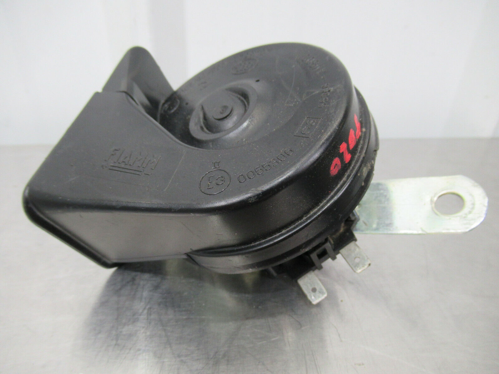 T020 2016 16 MCLAREN 570S HORN 11M2699CP