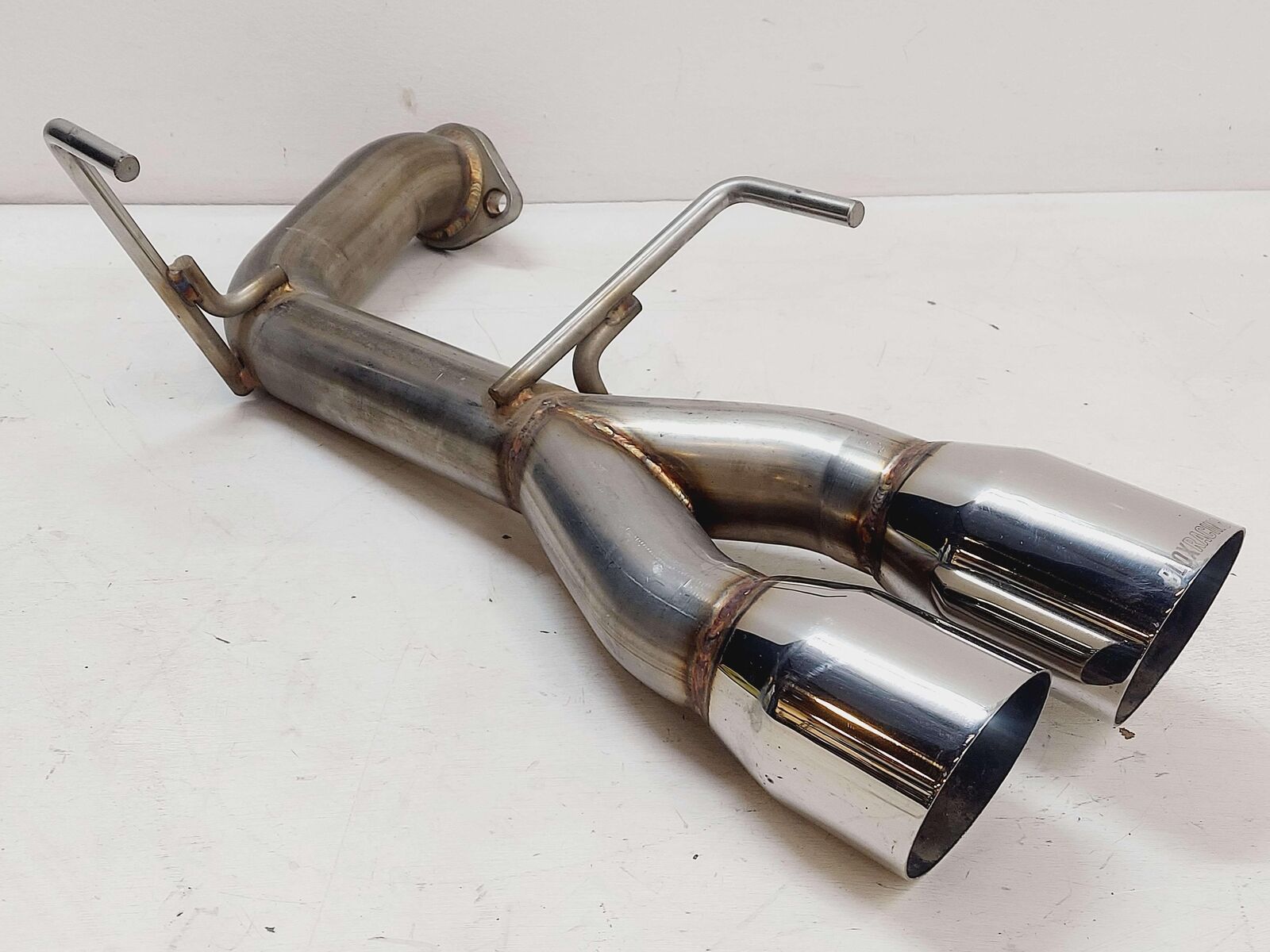 AFTERMARKET BLOX RACING MUFFLER TAILPIPE KIT FROM 15-21 SUBARU WRX / STI