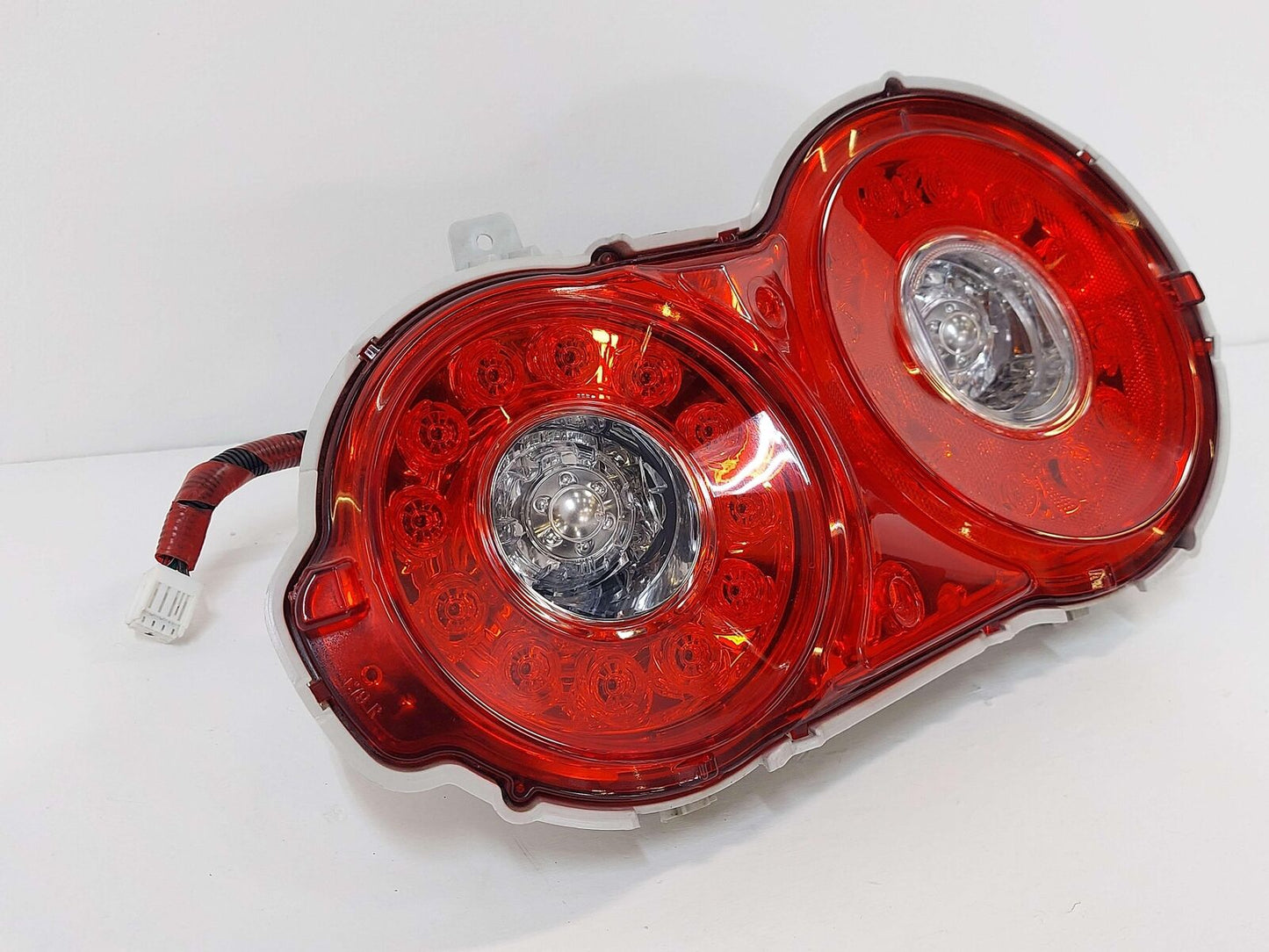 09-11 Nissan GTR GT-R R35 RH Right Tail Light Lamp