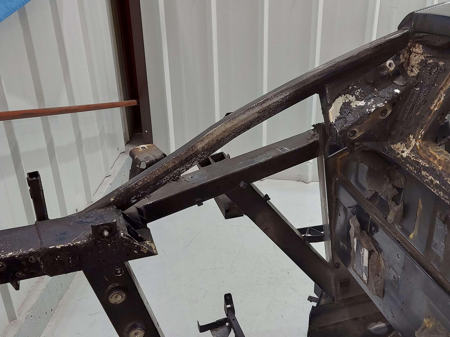 2012 AUDI R8 BODY FRAME SHELL BLACK *FIRE / STRUCTURE DAMAGE ON REAR*