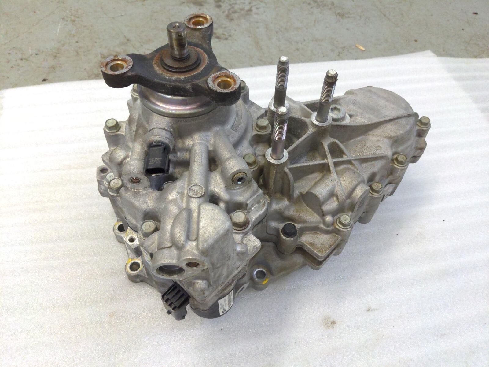 18 19 20 Kia Stinger 3.3L AWD Transfer Case 47395-4j000 8529017 56k KM's