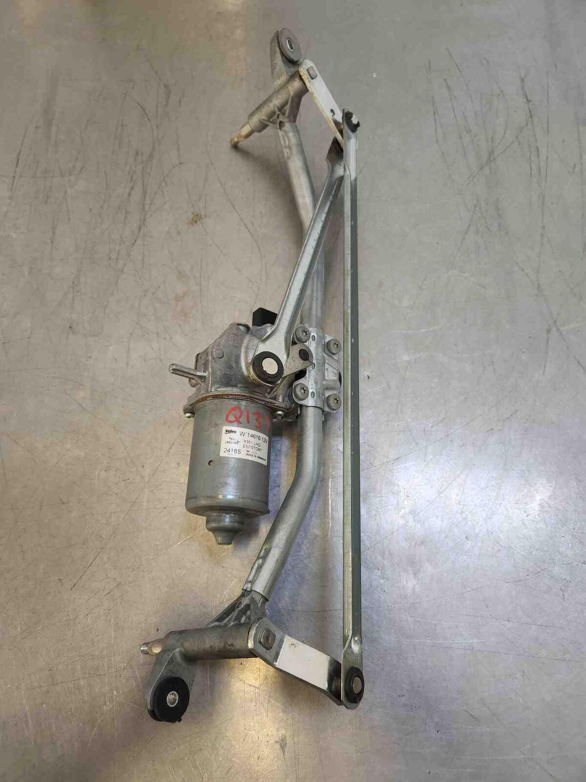 10-19 JAGUAR XJ Front Windshield Wiper Motor With Linkage AW93-17500-AB