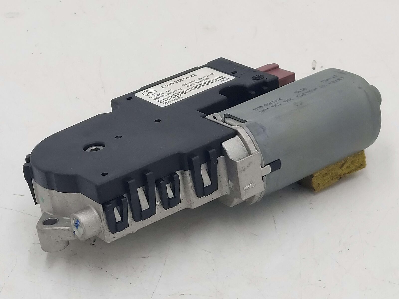 12-18 Mercedes W218 CLS63S AMG SUN ROOF GLASS MOTOR A2188200142 218820014264