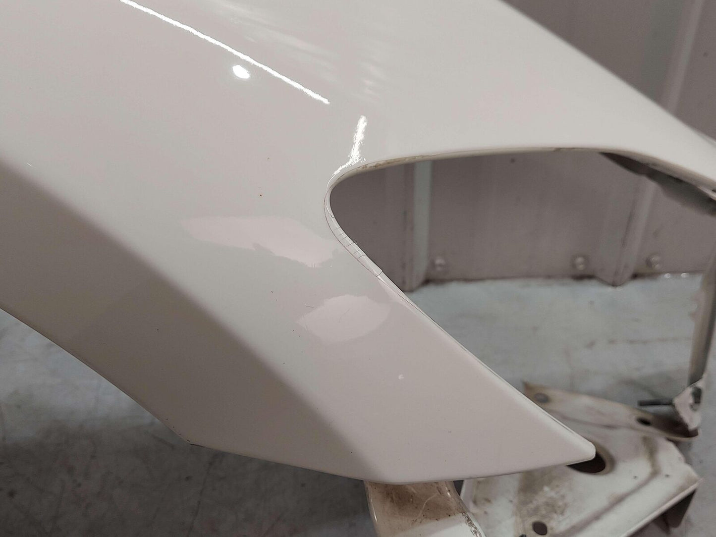 2010 Maserati GranTurismo S M145 Coupe RIGHT FENDER BIANCO ELDORADO WHITE