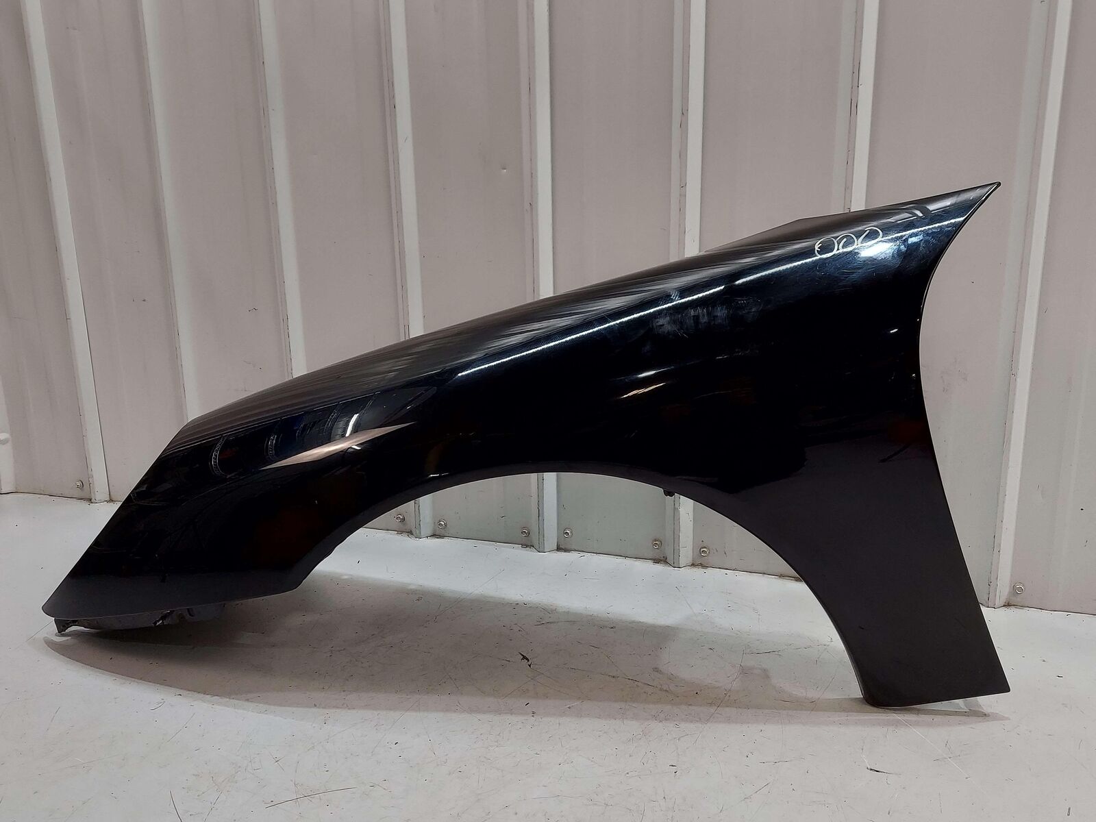 99 -01 PORSCHE 911 996 CARRERA FRONT LEFT FENDER BLACK L741 *NOTE