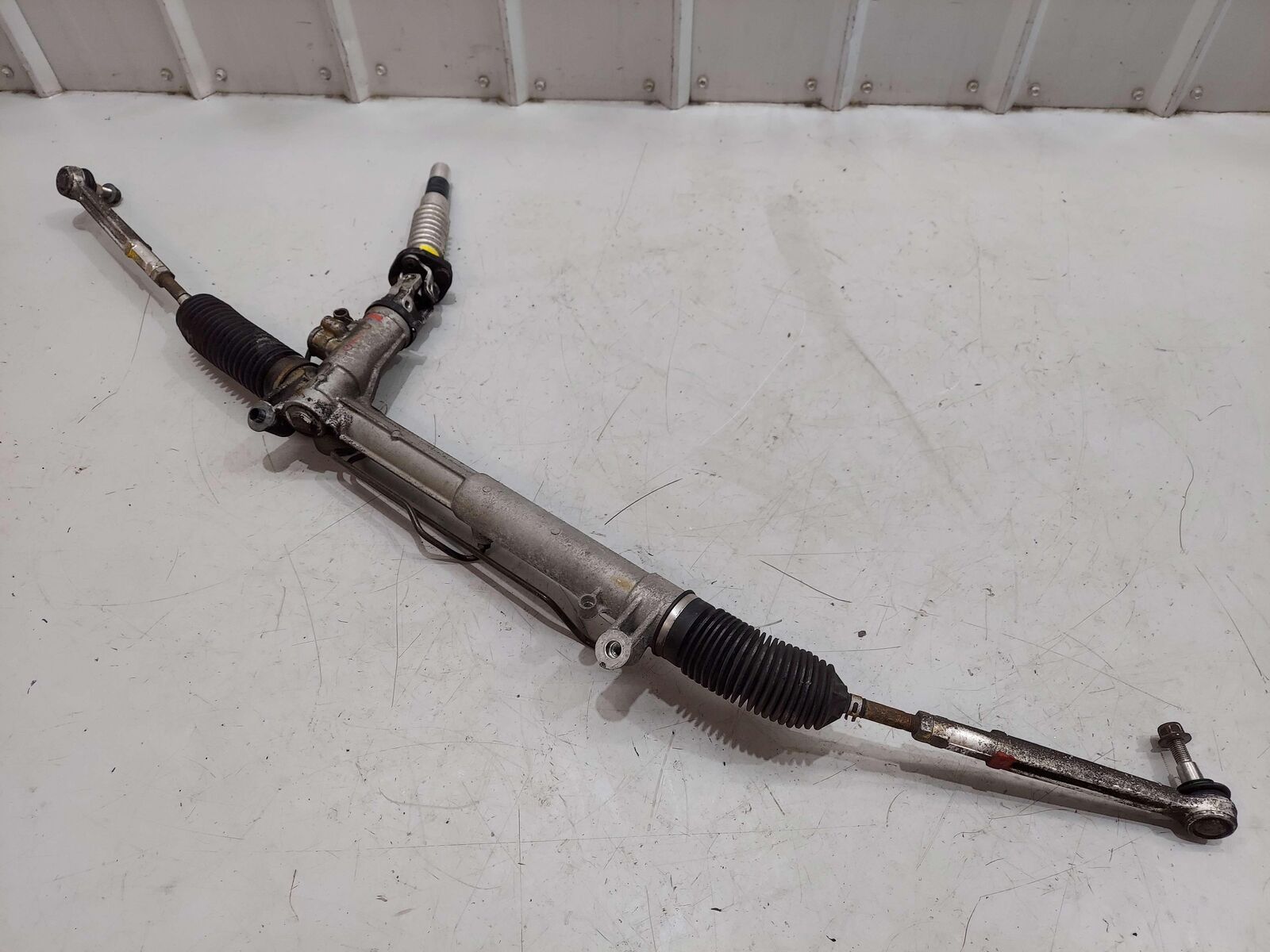 99-05 PORSCHE 911 996 CARRERA STEERING GEAR RACK PINION