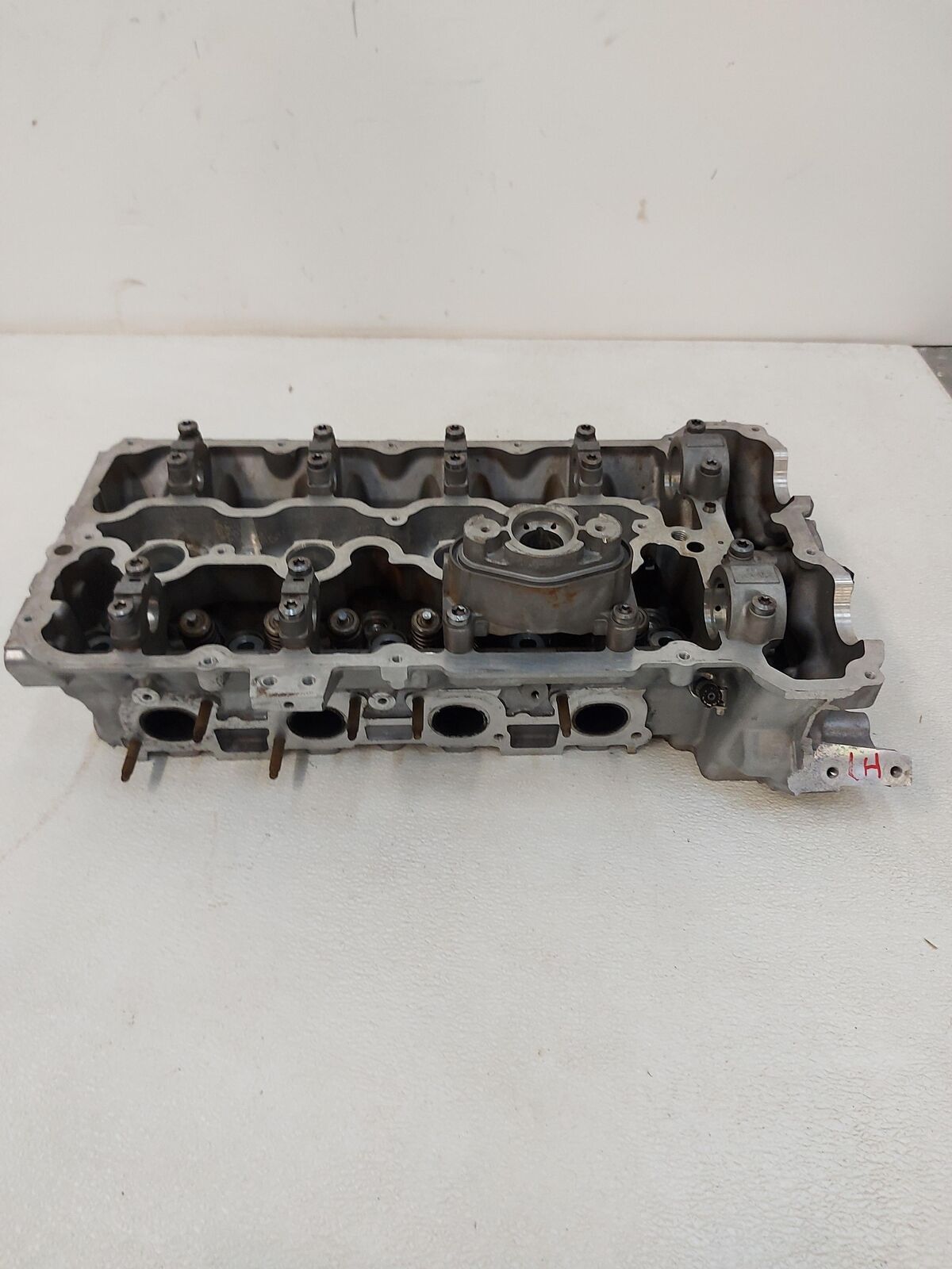 08-14 X6 E71 4.4L Twin Turbo Left Engine Cylinder Head 757393805 xDrive50i *Note