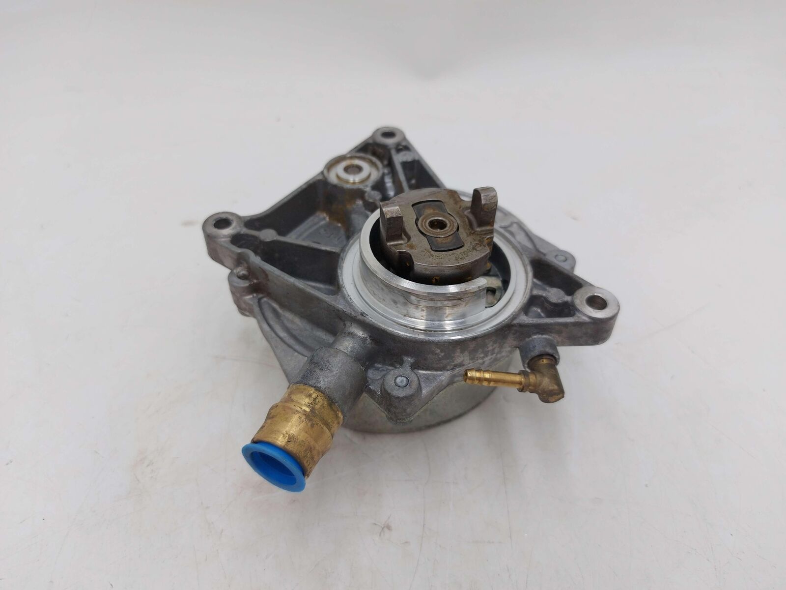 13-18 PORSCHE CAYENNE GTS 958 3.6L VACUUM PUMP 7PP100011T