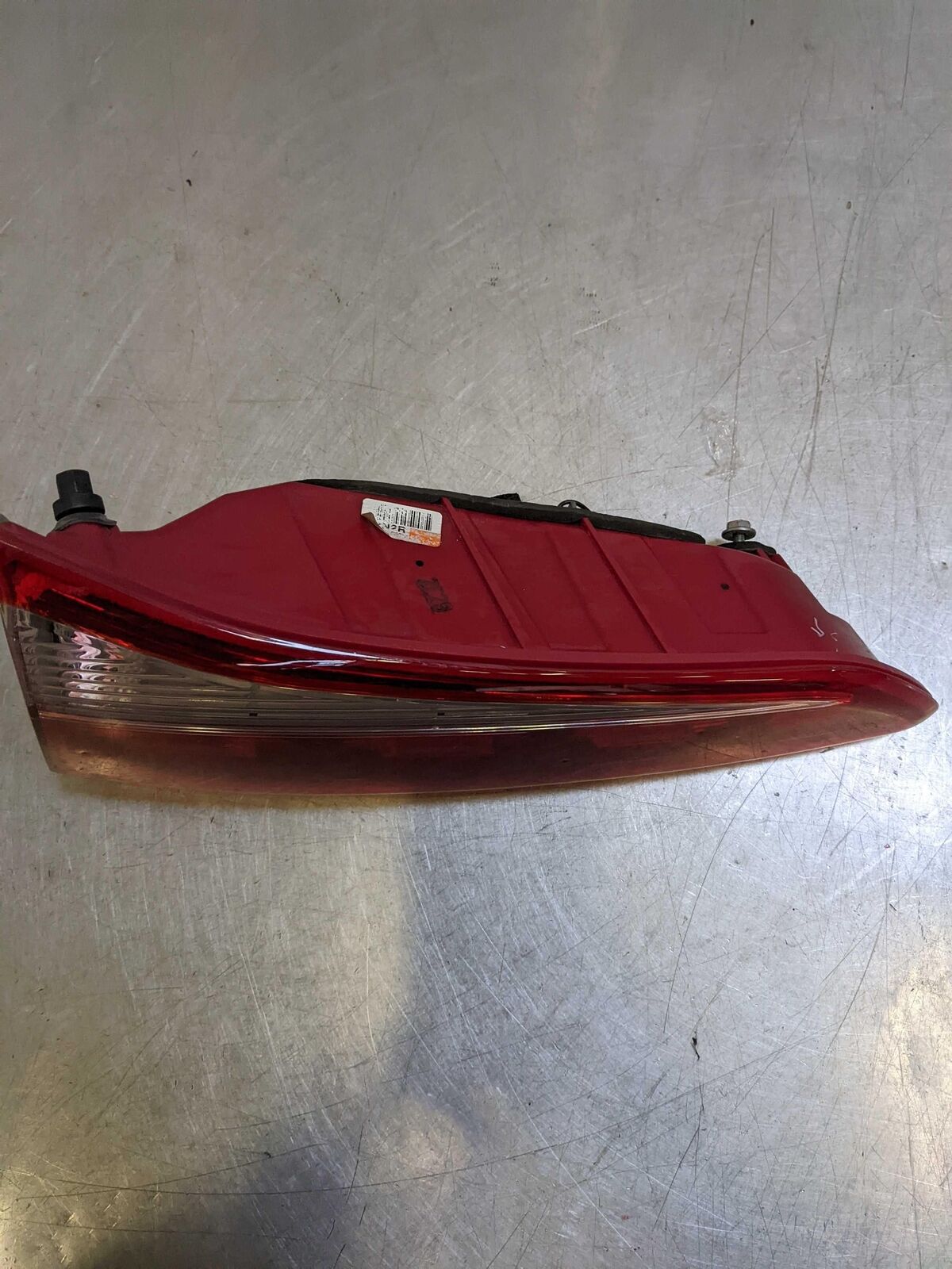 16-18 HYUNDAI TUCSON RH RIGHT TAIL LIGHT INCANDESCENT