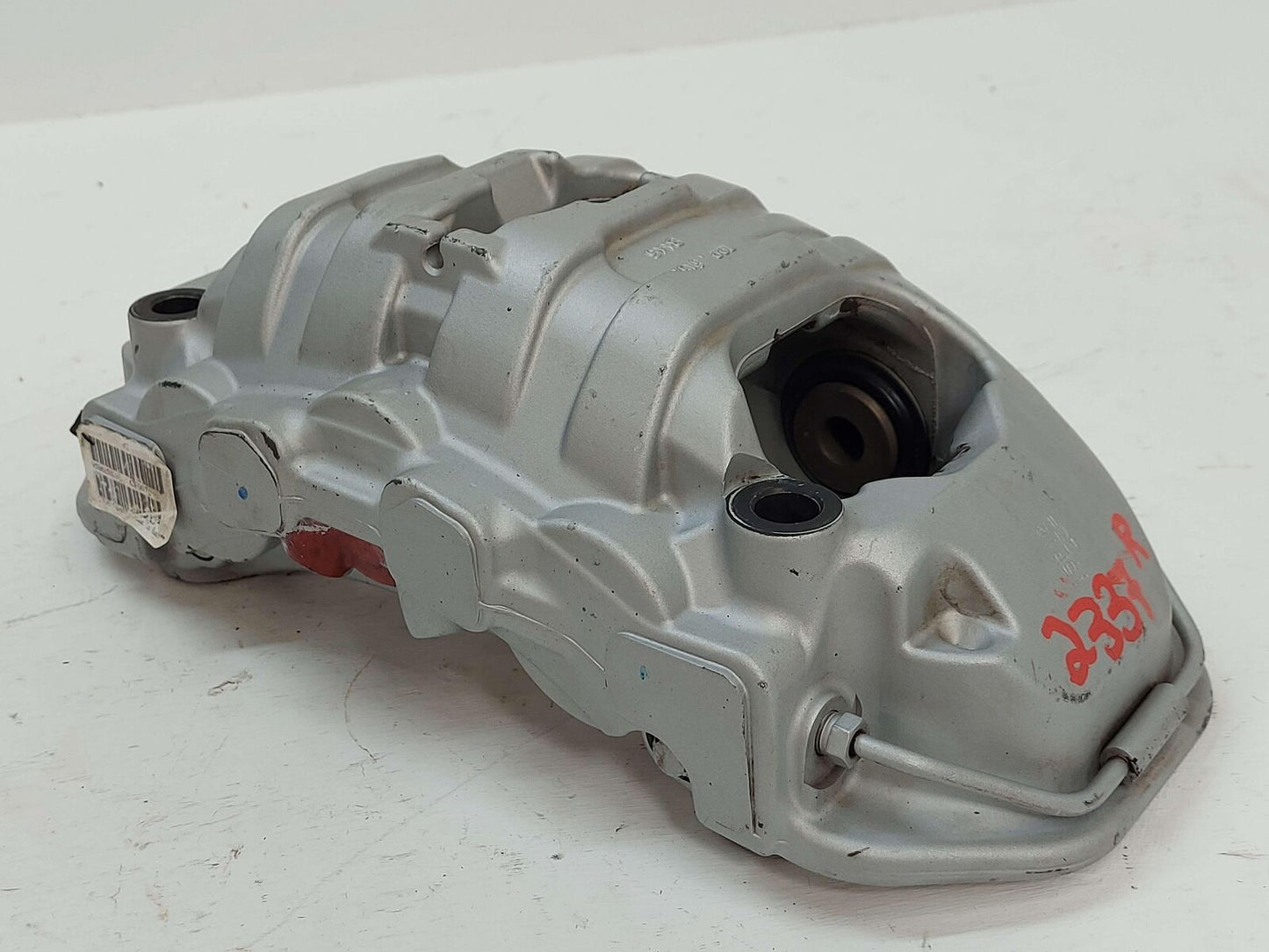 15-16 PORSCHE MACAN 95B S FRONT LEFT BRAKE CALIPER SET R H GRAY *CHIPS IN PAINT*