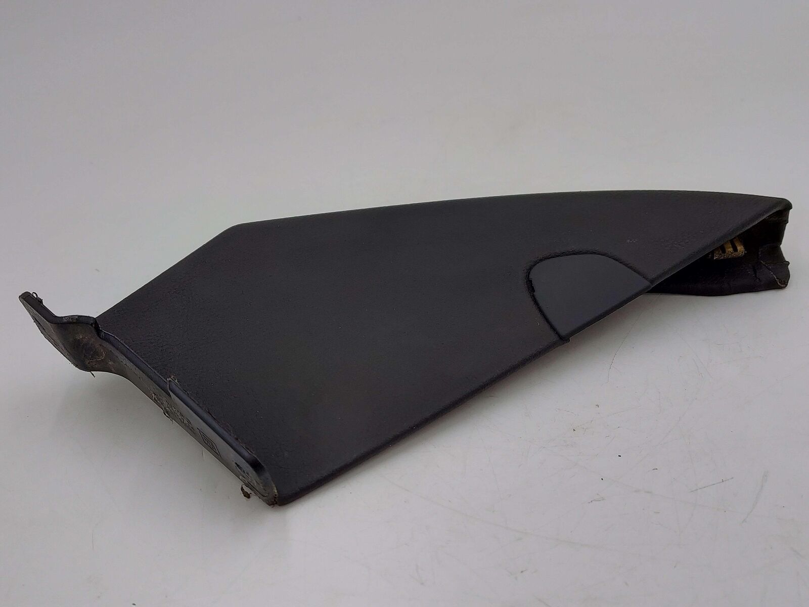 2016 CHEVY CORVETTE C7 RH RIGHT DASH END CAP 340104AA *GOUGED*