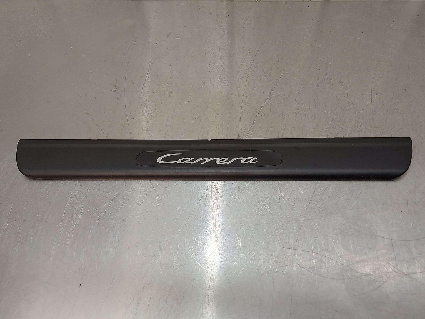 2001 PORSCHE 911 996 CARRERA RIGHT SCUFF SILL PLATE TRIM OUTER *NOTE