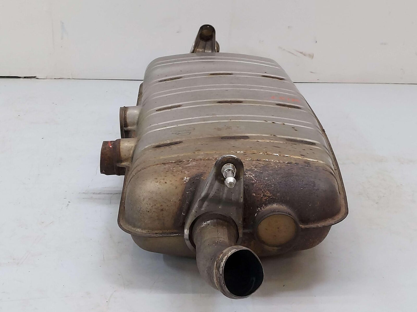 13-16 Porsche Cayenne 958 Diesel Exhaust Muffler 95811191080 146K KMS