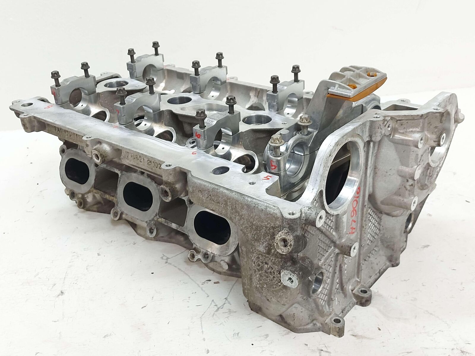 09-13 PORSCHE 911 CARRERA 4S 997.2 3.8L MA1.01 LEFT ENGINE MOTOR CYLINDER HEAD